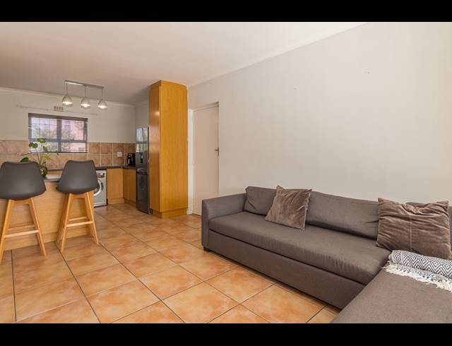 2 BEDROOM FREESTANDING SOLD IN SUNNINGDALE